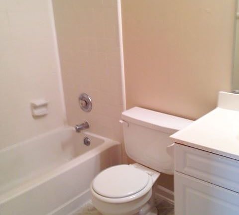 5th image of 5306 N Oaks Dr