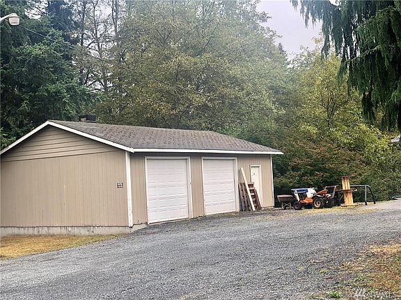 2nd image of 15807 16th Ave NW