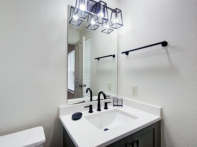 76 Scarlet Woods Ct — Photo 28
