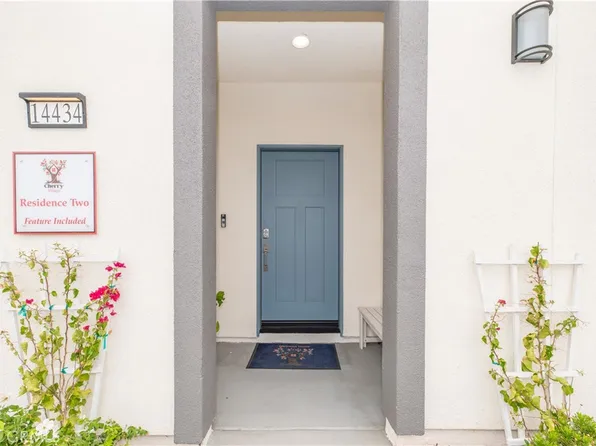 14405 Maraschino Ave, Fontana, CA 92335