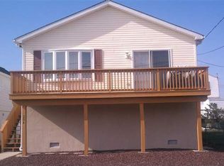 204 Neptune Ave, West Wildwood, NJ 08260