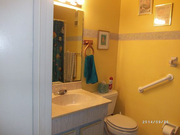 3rd image of 6080 80th St N Unit 106