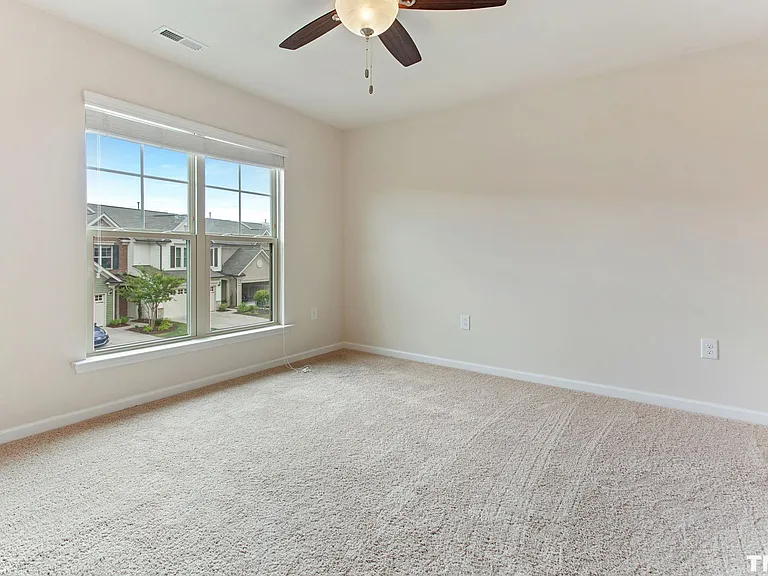 224 Lynchwick Ln — Photo 23