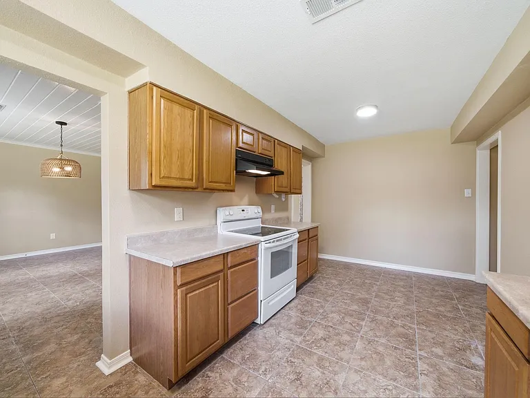 14906 Quaking Aspen Dr — Photo 12