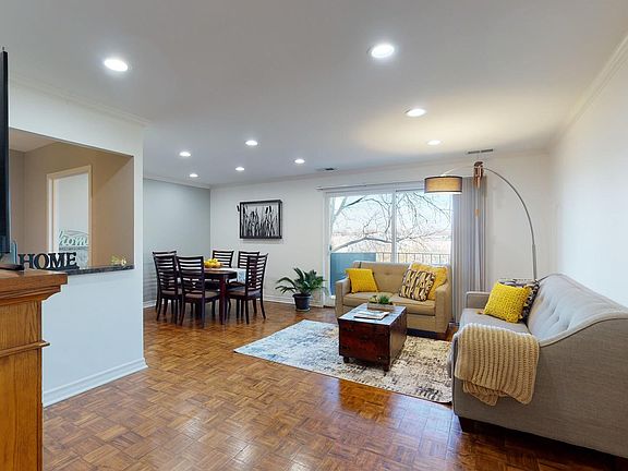 5th image of 1243 E Baldwin Ln Unit 311