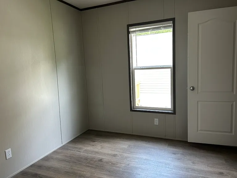 1210 Eagle Lake Dr #185 — Photo 8