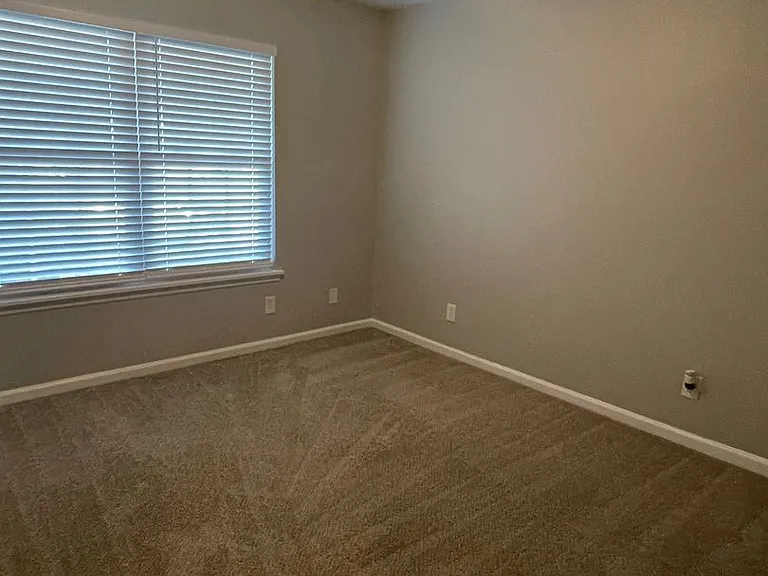 2 Peach Ct — Photo 14