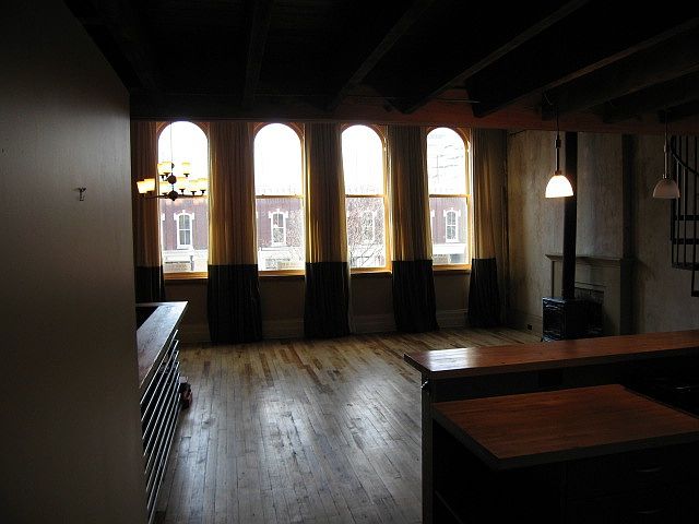 1st image of 12 Market Sq
