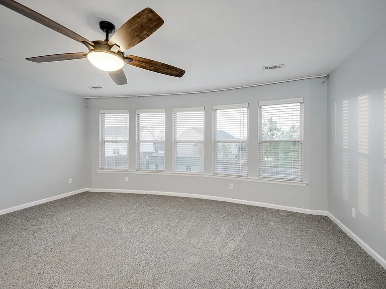 8647 Crenshaw Dr — Photo 21