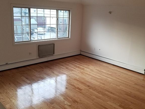 5th image of 145-49 224th St