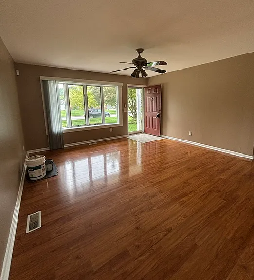 1785 Parkway Dr N — Photo 4