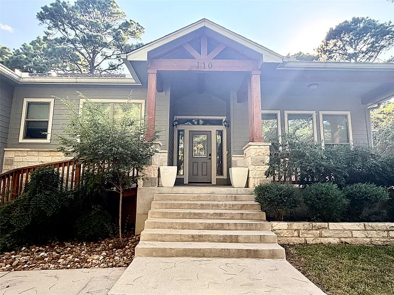 110 Pele Ct — Photo 2