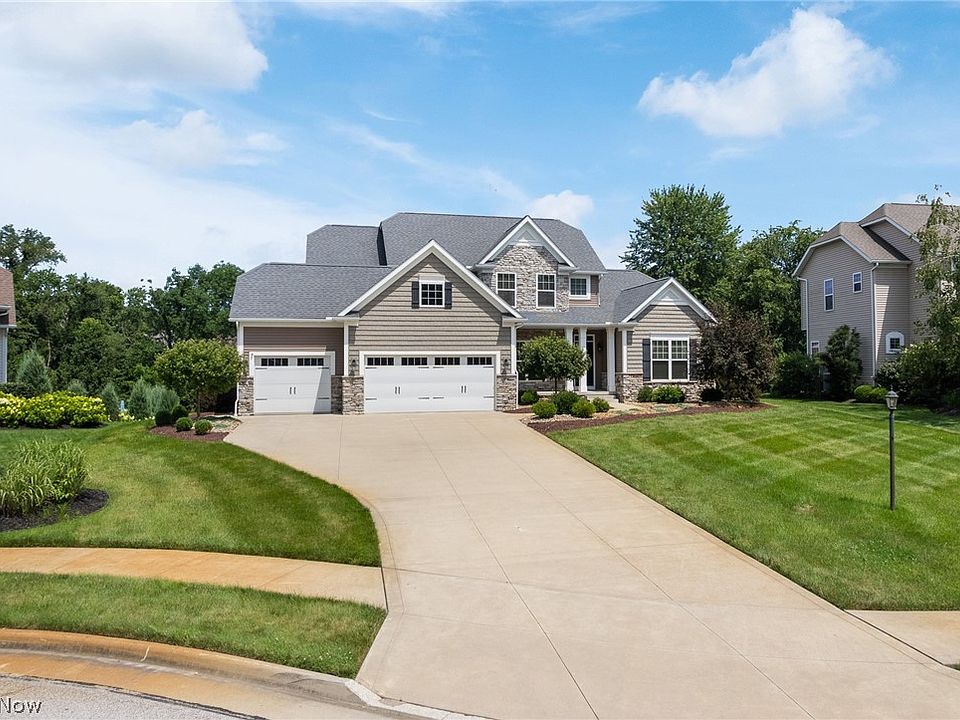 1st image of 3901 Creekside Dr