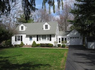 42 Hilltop Ave, Berkeley Heights, NJ 07922