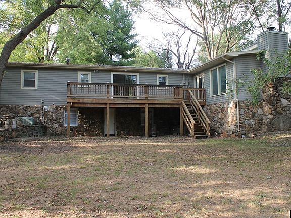 5th image of 1406 W Court St