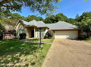 135 Baileys Ridge Cir, Clinton, MS 39056