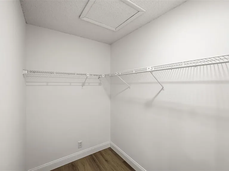 106 Lamplighter Dr — Photo 18