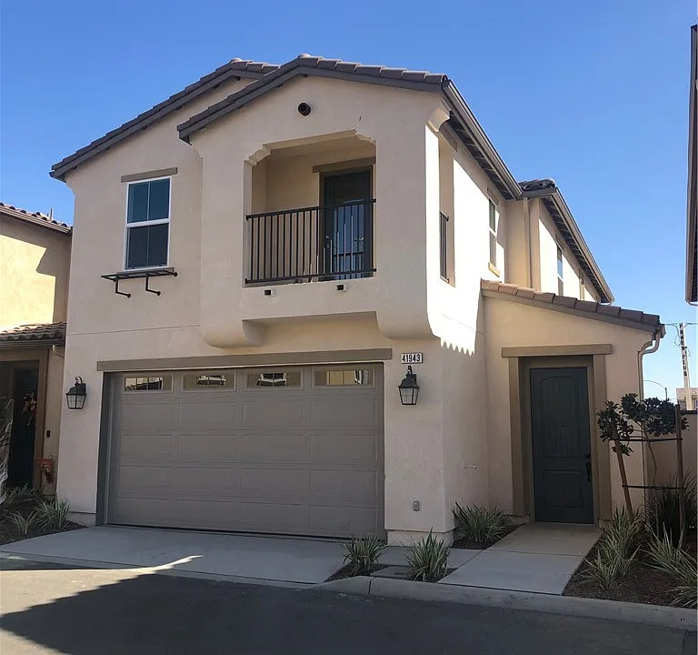 41957 Zafra St