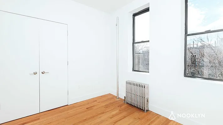 Rented by Nooklyn NYC LLC | media 9