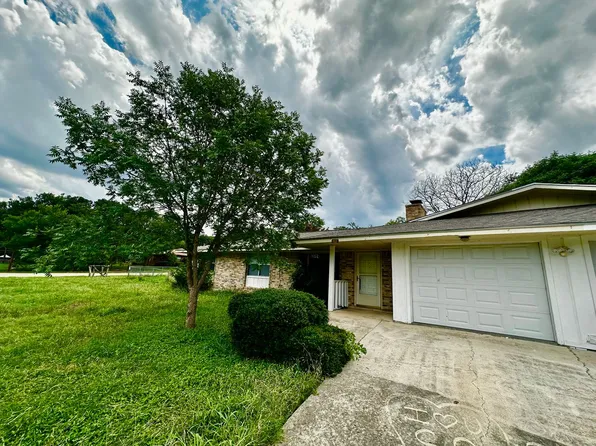1448 Harper Rd, 1448 Harper Rd #A, Kerrville, TX 78028