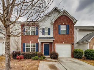 9443 Lakeview Rd, Union City, GA 30291