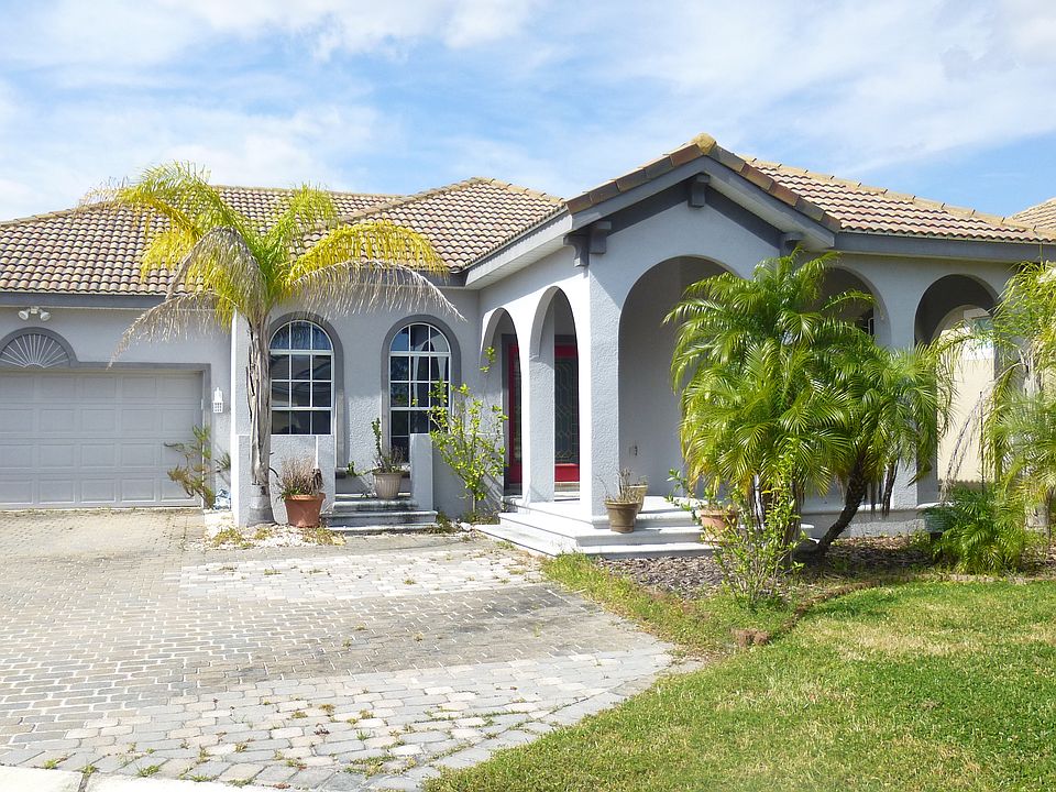 1st image of 498 Venetian Villa Dr