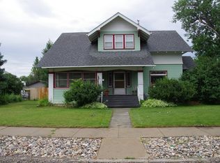 262 N 13th Ave, Forsyth, MT 59327