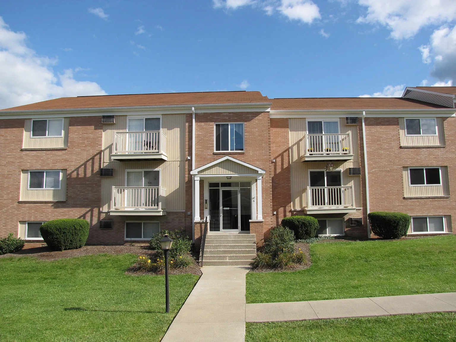 Westview Heights — Photo 2