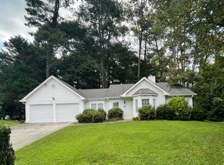 2131 Hutton Dr, Grayson, GA 30017