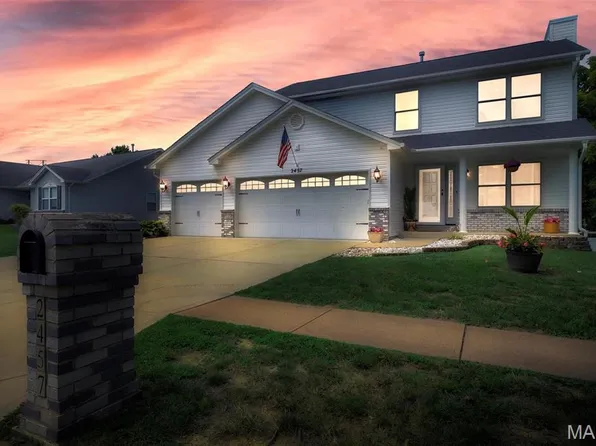 2457 Castle Pines Dr, Imperial, MO 63052