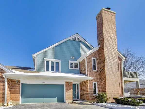 1501 N Courtland Dr, Arlington Heights, IL 60004