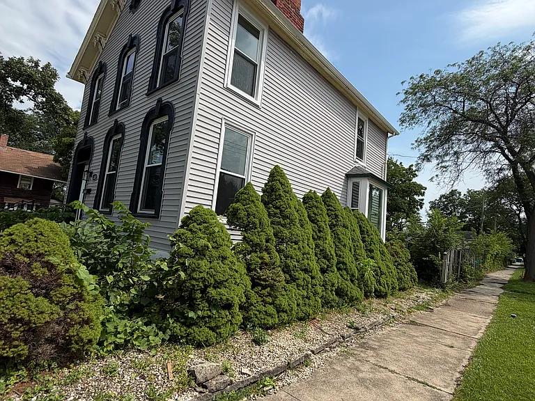 260 W Lincoln Hwy — Photo 31