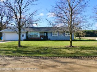 7851 W Henderson Rd, Elsie, MI 48831