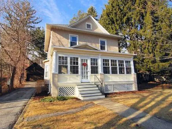 142 Main St, Newton, NJ 07860