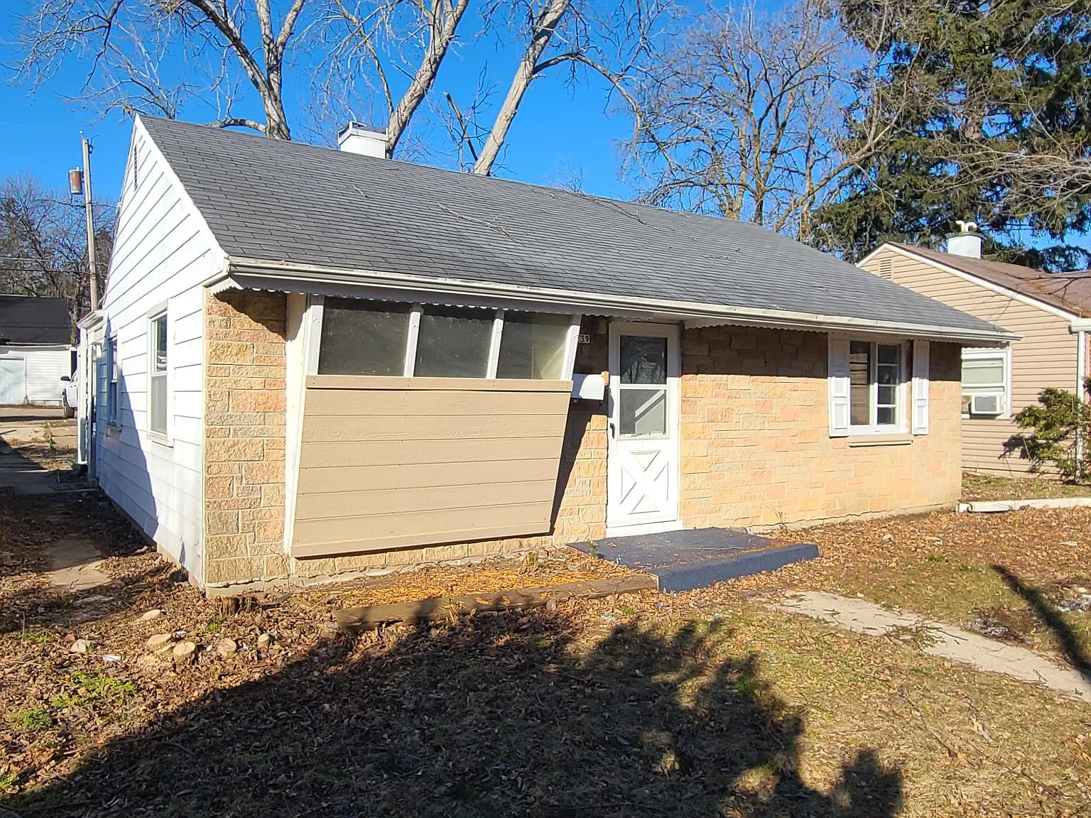 3 bed, $1,550 — Photo 2