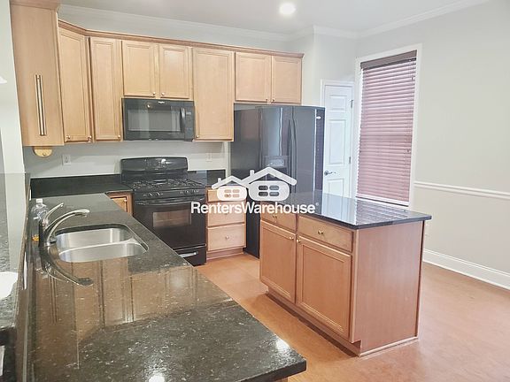 5th image of 502 Williamson St SE