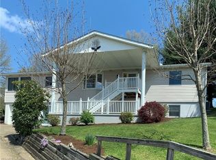 109 Morningside Dr, Marietta, OH 45750