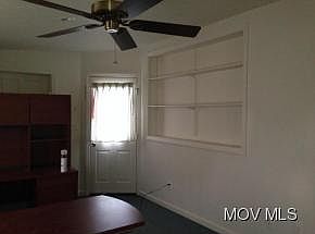 4th image of 122 W 8th St