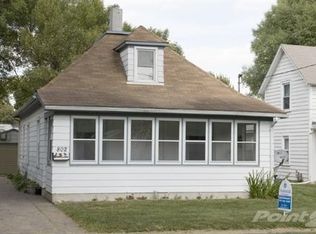 802 E Sheridan Ave, Des Moines, IA 50316