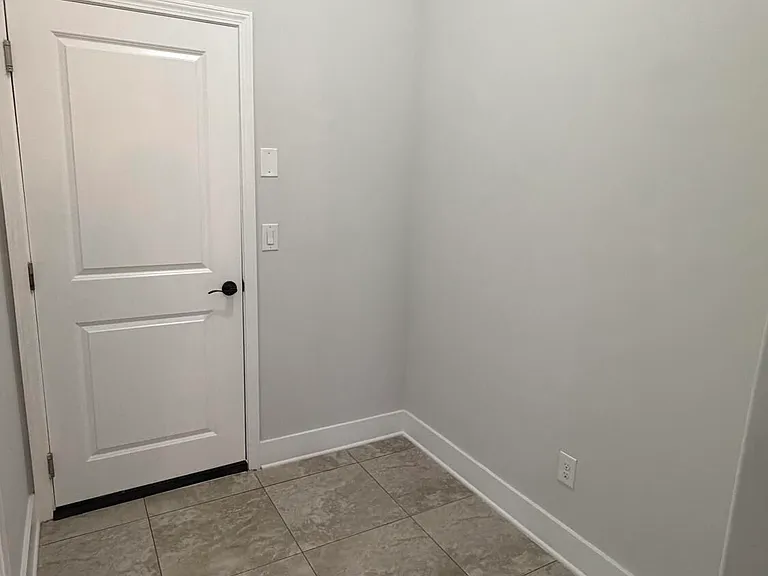 159 Senegal Dr — Photo 17
