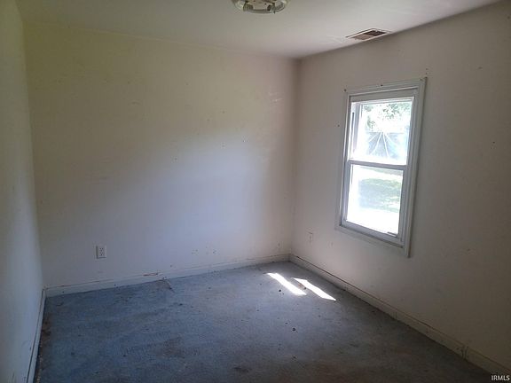 5th image of 2716 S Villa Dr