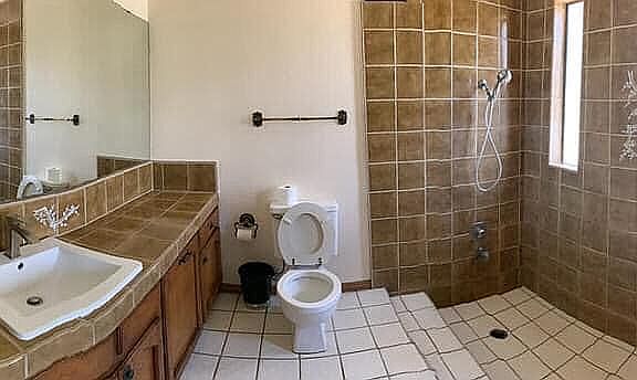 5th image of 4374 W Mountain View Ave