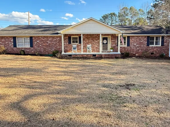123 Yorke Dr, Greenwood, SC 29649
