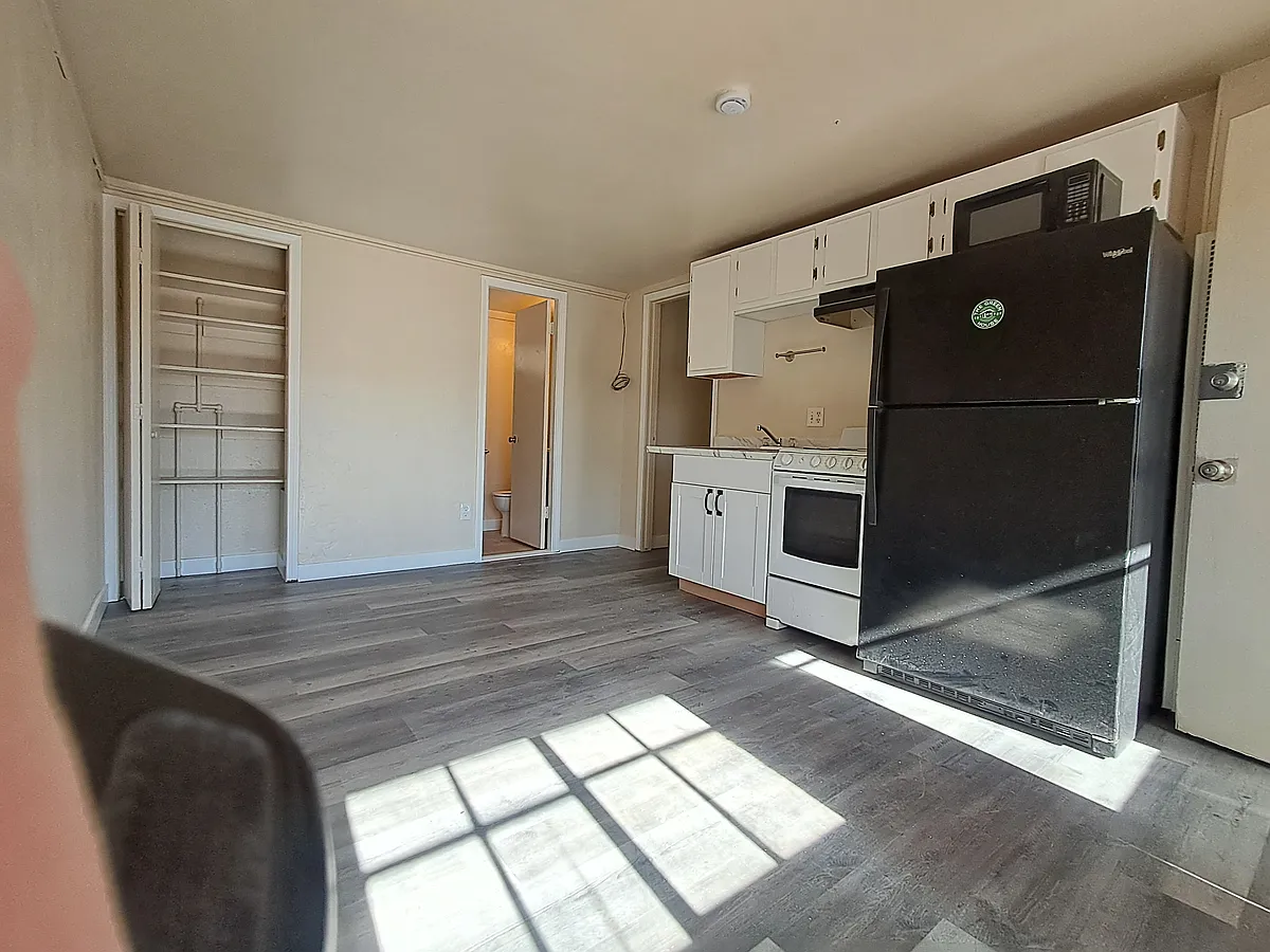 Building Photo - 763 Animas View Dr #6