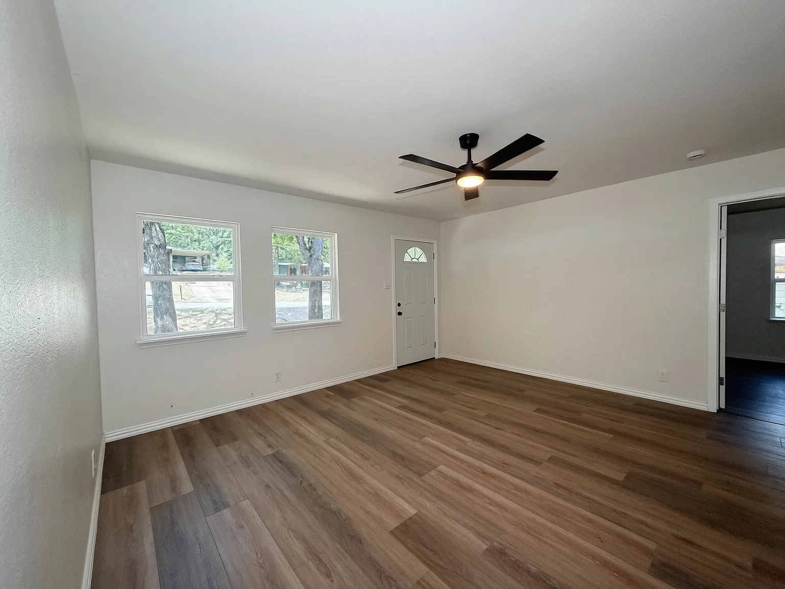 1108 Park Dr - 1 — Photo 3