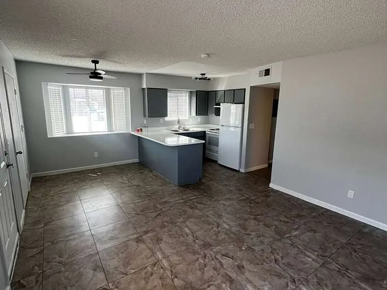 5662 E Lake Mead Blvd — Photo 13