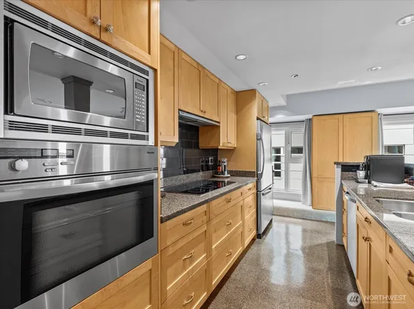 121 Vine Street #601, Seattle, WA 98121