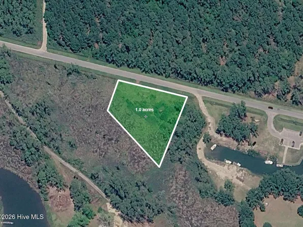 1778 Wilkins Road, Belhaven, NC 27810