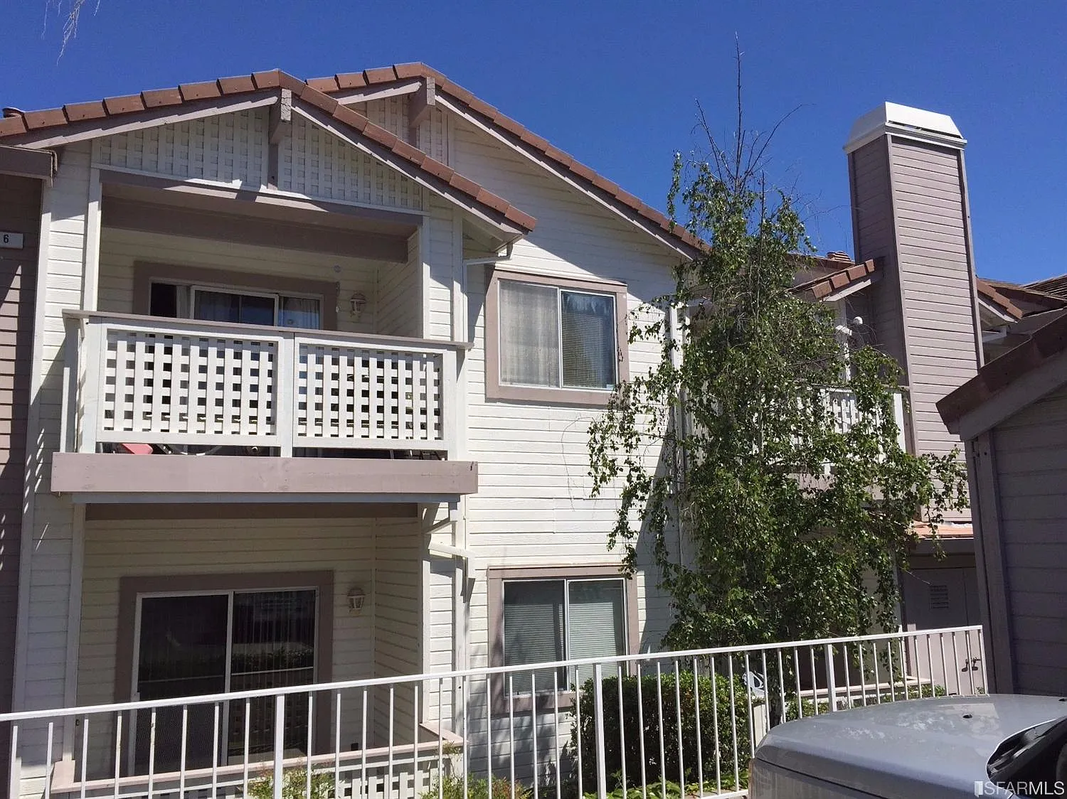109 Tuscany Ct photo 1