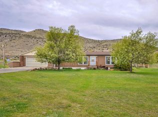 293 Southfork Rd, Cody, WY 82414